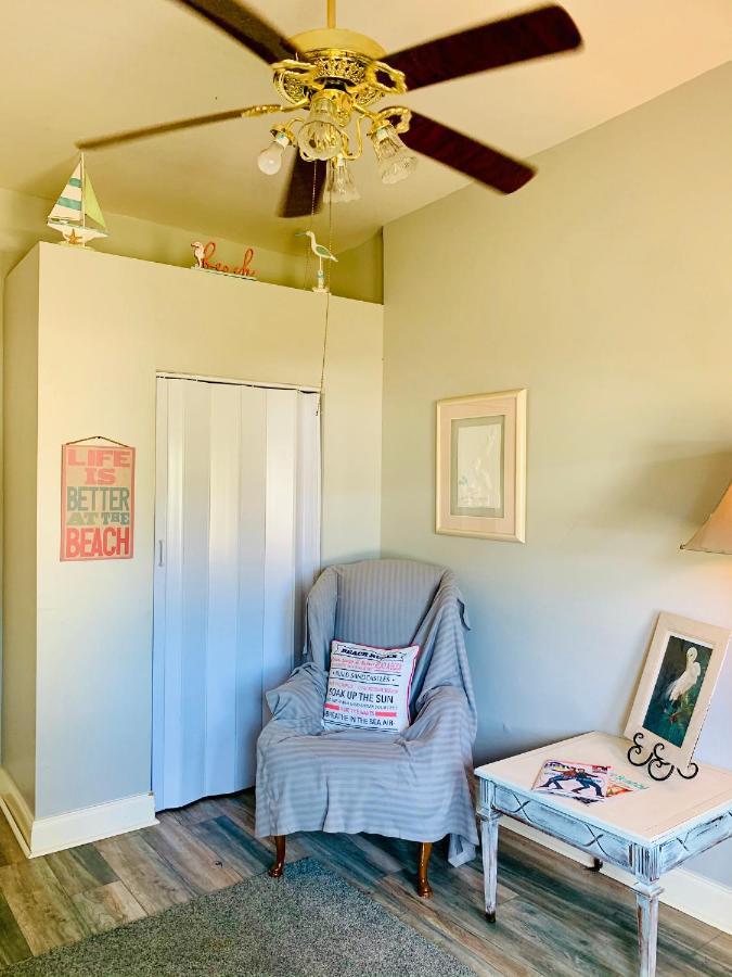 Coastal Cottage St. Petersburg Extérieur photo